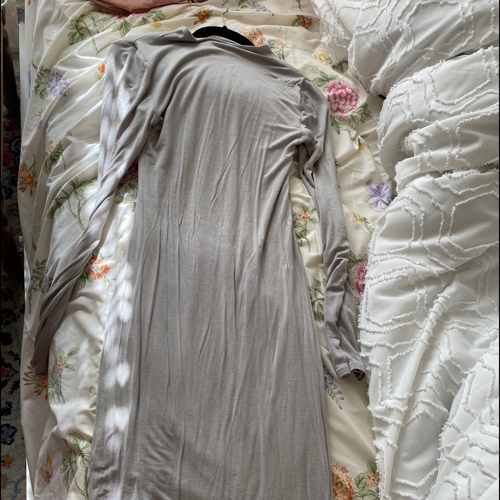 Light gray long sleeve dress